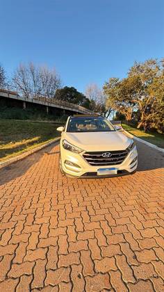 HYUNDAI TUCSON 1.6 16V T-GDI GASOLINA GLS ECOSHIFT HYUNDAI TUCSON 1.6 16V T-GDI GASOLINA GLS ECOSHIFT